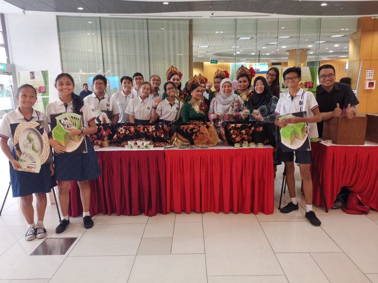 Malay Traditional Kuih Booth (Bulan Bahsa Marsiling)